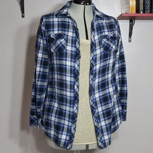 Blue/black/white plaid shirt